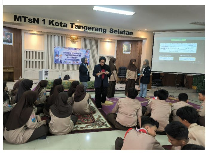 Penyuluhan Gizi di MTsN 1 Kota Tangerang Selatan Oleh Tim Penyuluh Puskesmas Pamulang Penyuluhan Gizi di MTsN 1 Kota Tangerang Selatan Oleh Tim Penyuluh Puskesmas Pamulang