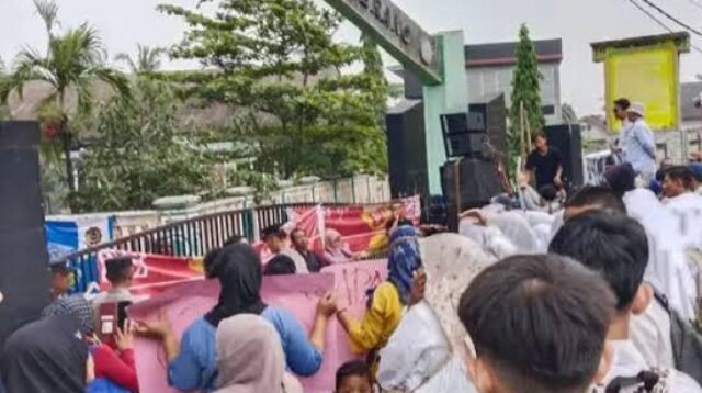 Warga Minta Proses SPMB di SMK Negeri 2 Kabupaten Tangerang Diusut, Ini Sebabnya!
