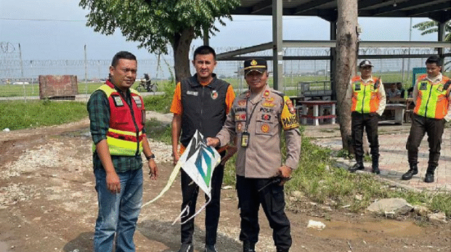 Angkasa Pura Ingatkan Warga Tak Main Layang-Layang di Sekitar Bandara Soekarno-Hatta