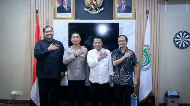 Dalam waktu singkat sejak menjabat, Kapolres Metro Tangerang Kota yang baru, Kombes Pol Dr. Raden Muhammad Jauhari, S.H., S.I.K., M.Si., langsung bergerak cepat membangun komunikasi dengan para pemangku kepentingan di Kota Tangerang