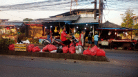Sampah di Median Jalan Ciledug, Warga Harap Ada Tempat Pembuangan Khusus