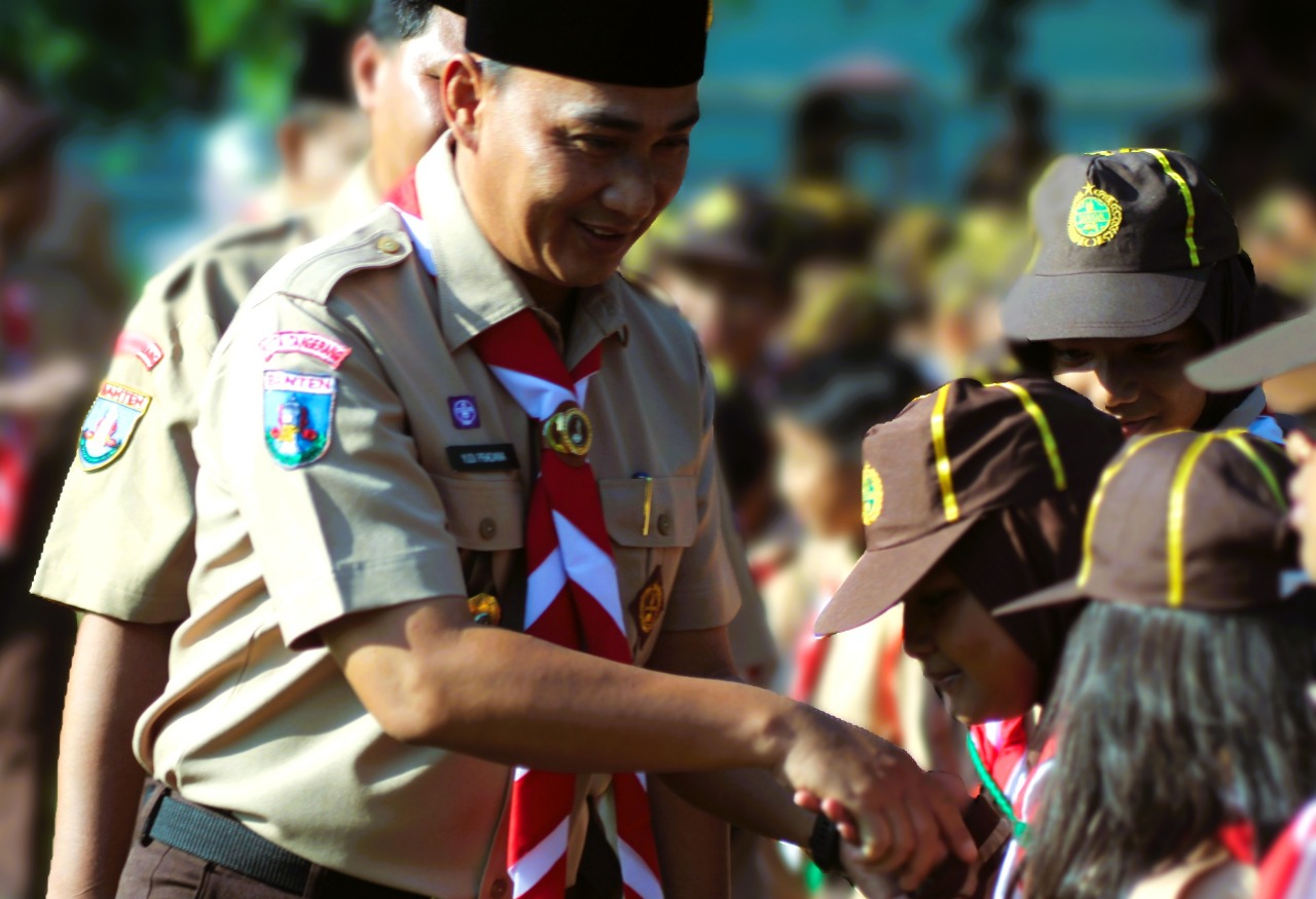 Hari Pramuka ke-64, Camat Tangerang Tekankan Pentingnya Pengabdian dan Karakter Pemuda