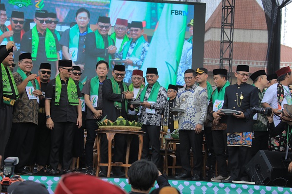 10.000 Anggota FBR Ramaikan Milad ke-24 di Kota Tangerang, Gaungkan Merawat Budaya Betawi.