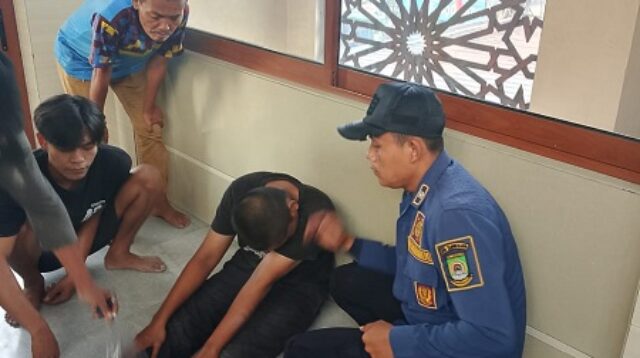 Santri di Tangerang Kabur ke Kubah Masjid karena Dibuli Seniornya