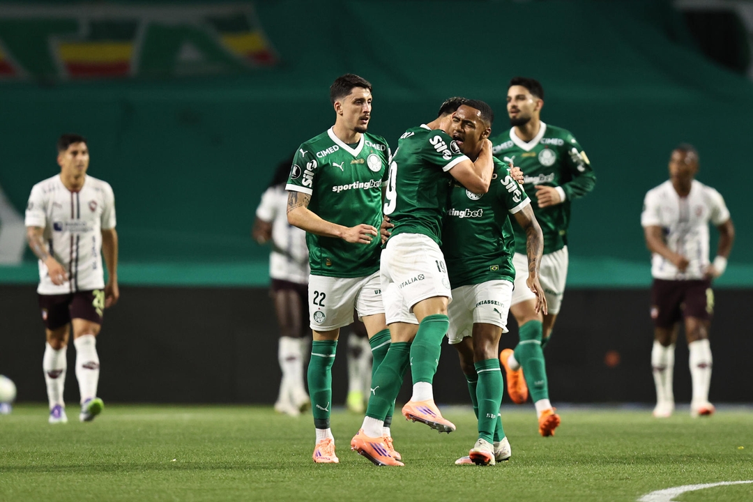 Dua Gol di Babak Pertama, Palmeiras Bangkit dan Guncang LDU Quito
