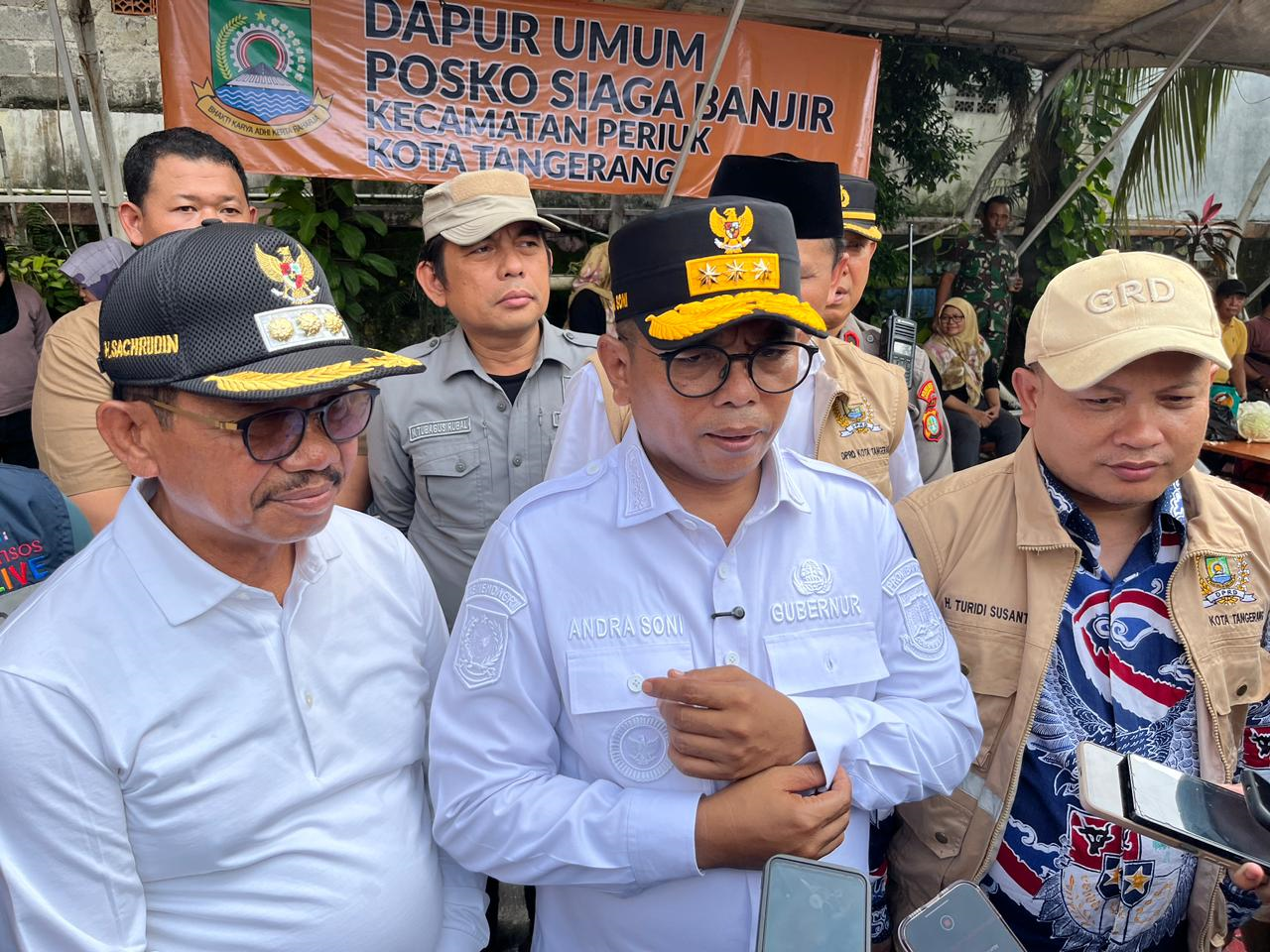 Gubernur Banten tinjau banjir di Periuk (2)