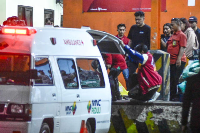 peti jenazah pramugari pesawat ATR 42-500 Florencia Lolita Wibisono (5)