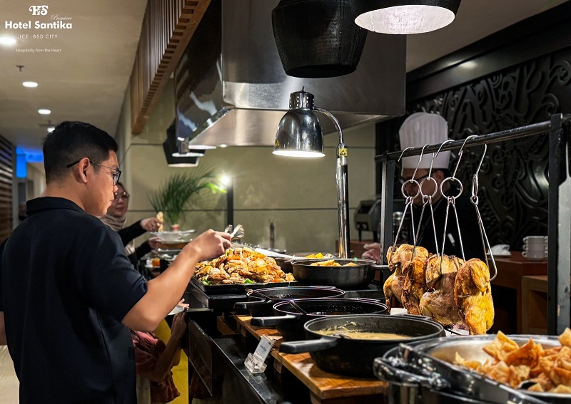 Promo “Iftar Mubarak” di Hotel Santika Premiere ICE-BSD City, Sajikan Menu Nusantara dan Timur Tengah