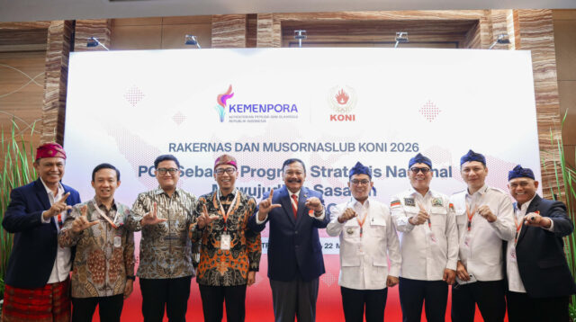 Komite Olahraga Nasional Indonesia (KONI) secara resmi menetapkan Provinsi Banten sebagai tuan rumah Pekan Olahraga Nasional (PON) XXIII 2032 bersama Provinsi Lampung. Penetapan itu diresmikan pada rapat pleno Musyawarah Olahraga Nasional Luar Biasa (Musornaslub) KONI 2026 di Hotel Pullman Central Park, Jakarta, Kamis (21/5/2026).