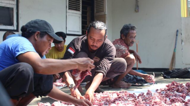 Balai Media Center Tangerang Raya Sembelih Lima Kambing Kurban