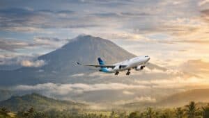 Garuda Indonesia Kembali Jadi Maskapai Paling Tepat Waktu di Dunia, OTP Tembus 97,9 Persen