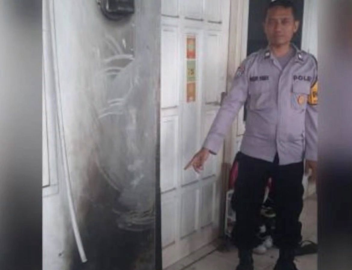 Pemuda di Ciputat Timur Alami Luka Bakar Parah Saat Menyalakan Arang Sate dengan Pertalite