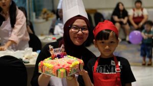 Atria Hotel Gading Serpong Gelar Lomba Dekorasi Kue Ibu dan Anak