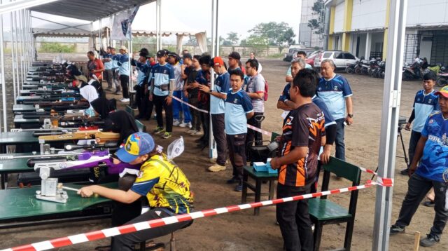 Kontingen Kabupaten Tangerang dari cabang olahraga menembak kembali menorehkan prestasi gemilang pada ajang Pekan Olahraga Pelajar Daerah (Popda) Provinsi Banten 2026.