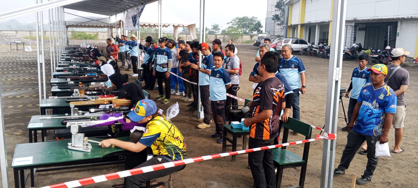 Kontingen Kabupaten Tangerang dari cabang olahraga menembak kembali menorehkan prestasi gemilang pada ajang Pekan Olahraga Pelajar Daerah (Popda) Provinsi Banten 2026.