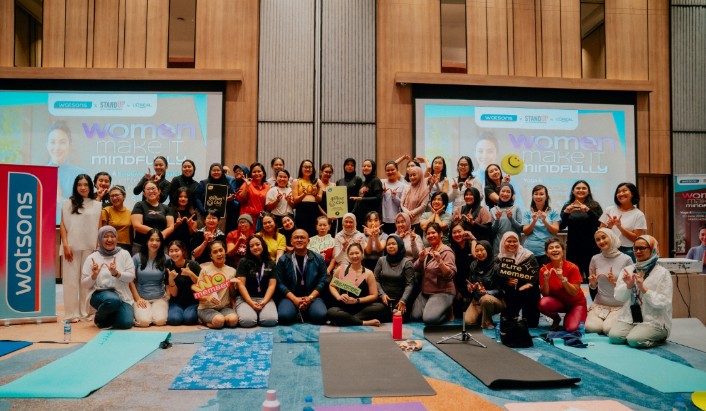 Harris Serpong Gandeng Watsons dan L’Oréal Gelar International Yoga Day untuk Perempuan