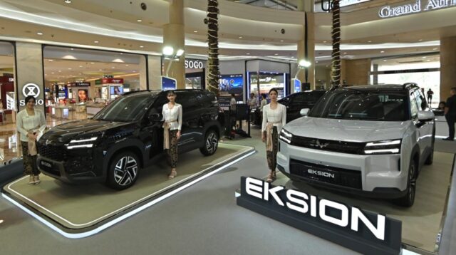 Tembus Jarak 1.000 Km, Ini Cara Kerja 4 Mode Energi Mobil Hybrid Wuling Eksion PHEV
