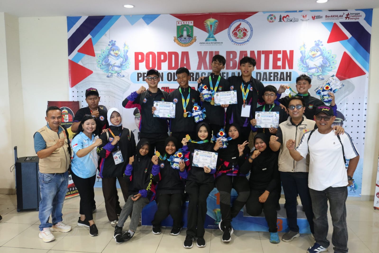 Pelatih kontingen menembak Kabupaten Tangerang Mangku Alam Syah mengatakan lima medali emas yang diraih menjadi bukti keberhasilan pembinaan atlet usia muda