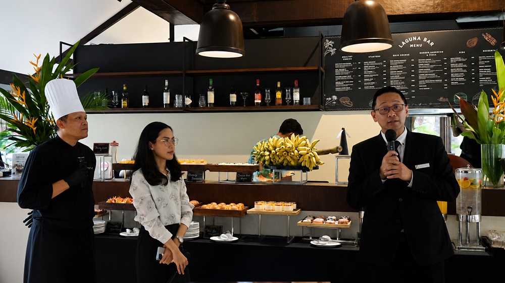 Food & Beverage Manager ARYADUTA Lippo Village, Hendra, mengatakan tren brunch telah berkembang menjadi bagian dari gaya hidup masyarakat yang mengutamakan pengalaman, bukan sekadar menikmati makanan.