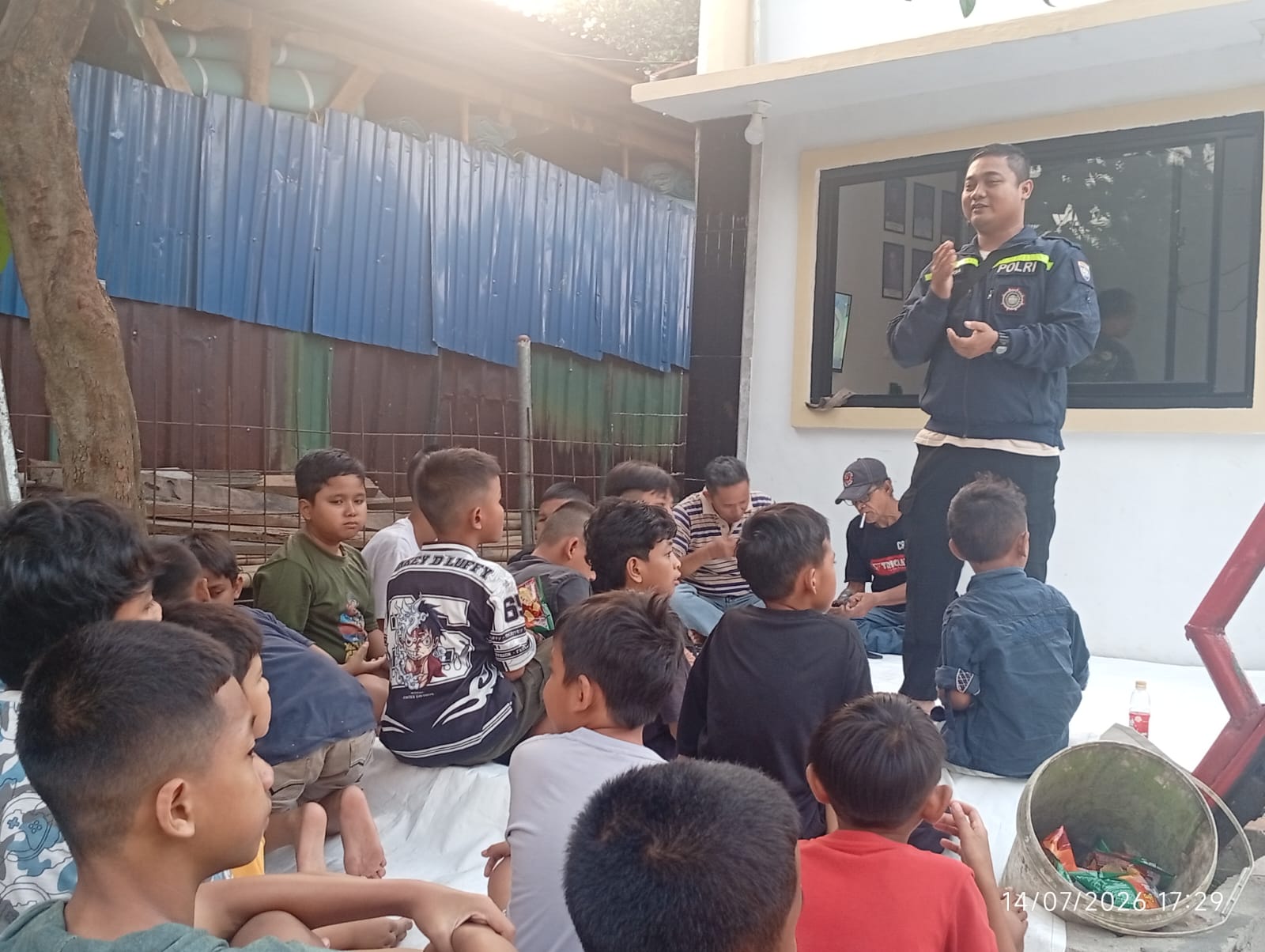 Aiptu Antariksa Ingatkan Remaja Tawuran Hanya Sisakan Dua Pilihan, Korban atau Tersangka Aiptu Antariksa Ingatkan Remaja Tawuran Hanya Sisakan Dua Pilihan, Korban atau Tersangka