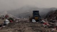 Kebakaran TPA Jatiwaringin Kabupaten Tangerang Petugas Waspadai Ancaman Longsor dan Ledakan Gas Metana