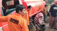 Kekeringan Meluas di Pandeglang, BPBD Pasok 61 Ribu Liter Air Bersih ke 14 Desa Kekeringan Meluas di Pandeglang, BPBD Pasok 61 Ribu Liter Air Bersih ke 14 Desa