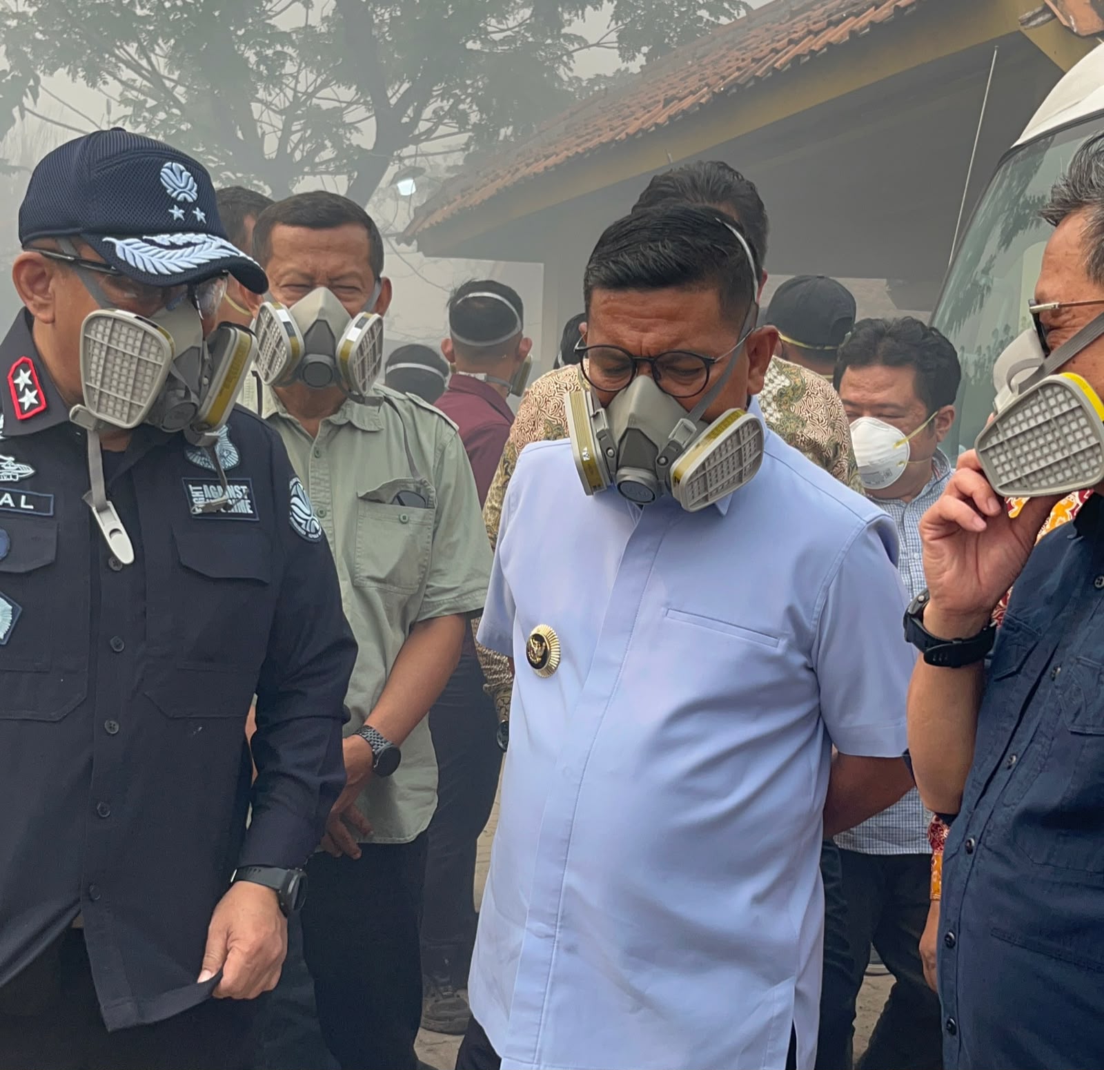 Memasuki Hari Ketiga, Kebakaran TPA Jatiwaringin Belum Padam, Gubernur Banten Minta Warga Jauhi Lokasi