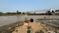 Sungai Cisadane Surut, UPT DAS Sebut Debit Air Turun 12 Persen Sungai Cisadane Surut, UPT DAS Sebut Debit Air Turun 12 Persen