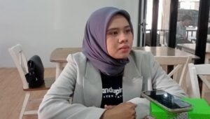 ‘Yang Terang Cuma Gapuranya’, Mega Salsabila Kritik Prioritas Kebijakan Pemkab Tangerang