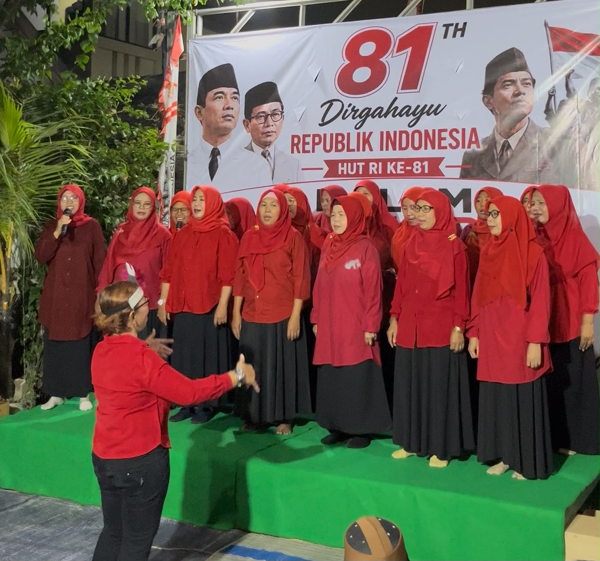Malam Tasyakuran HUT ke-81 RI, Warga RW 015 Uwung Jaya Perkuat Kerukunan