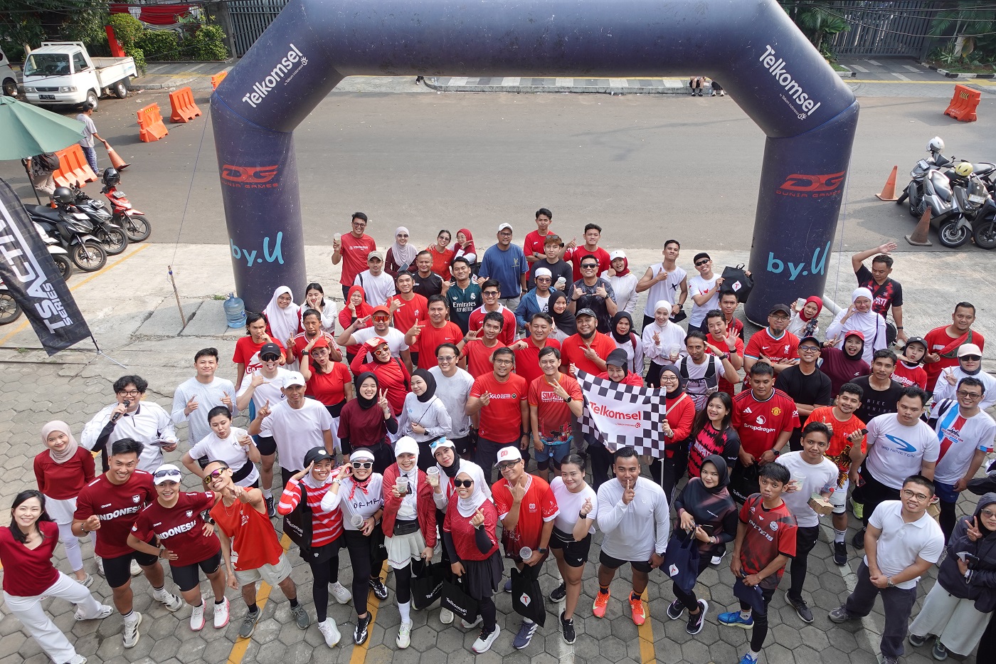 Telkomsel Jabotabek Jabar Gandeng FITA Gelar “JawaraFit- Running Road to Merdeka Run”