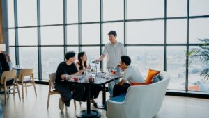 Nikmati Pengalaman Afternoon Tea Eksklusif di Level 19, HARRIS Hotel & Convention Serpong