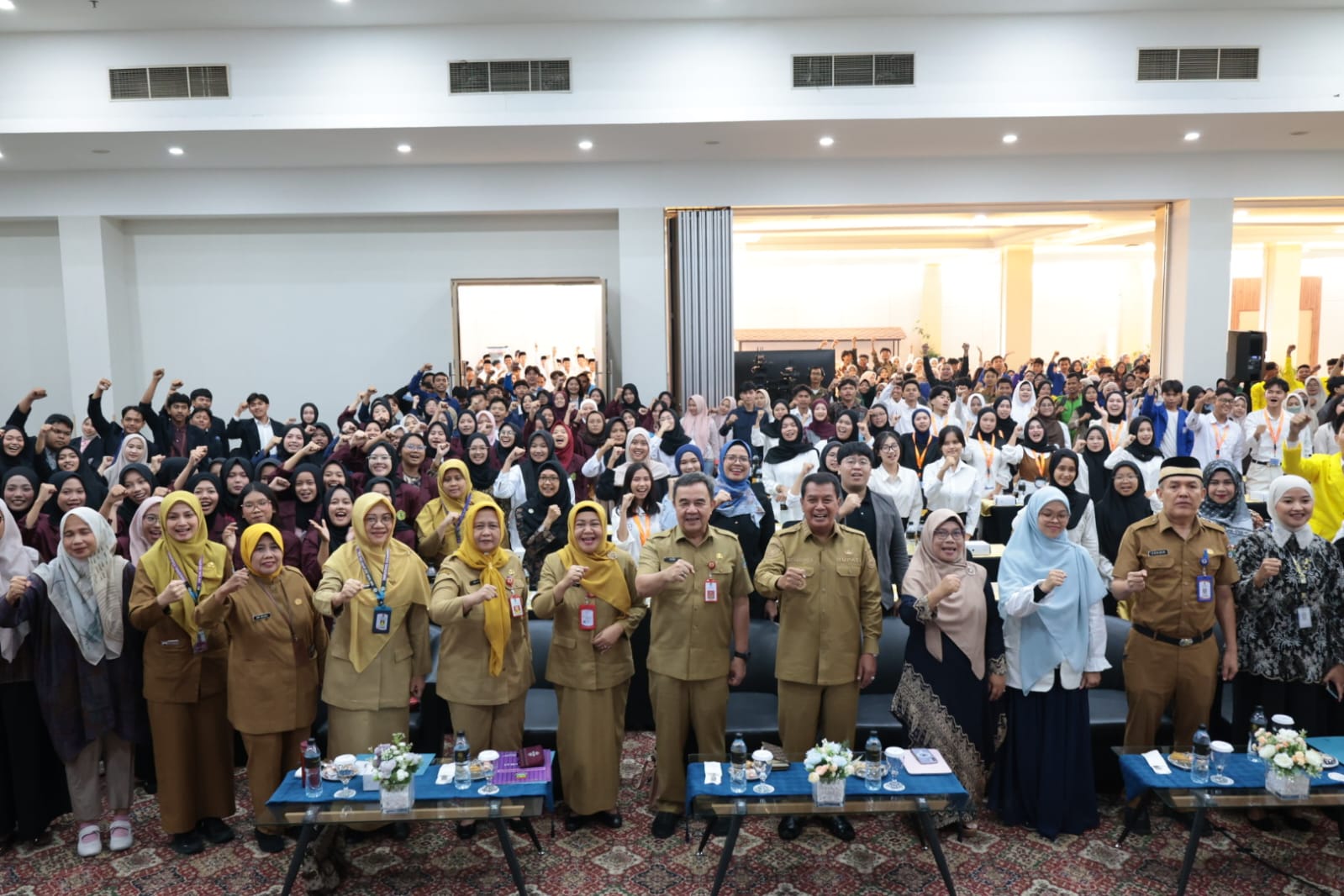 Beasiswa Tangerang Gemilang 2026, 1.000 Lebih Mahasiswa Dapat Bekal Kuliah