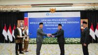 Deputi Gubernur Bank Indonesia (BI) Thomas Djiwandono mengukuhkan Sofwan Kurnia sebagai Kepala Perwakilan BI Provinsi Banten, menggantikan Ameriza M. Moesa