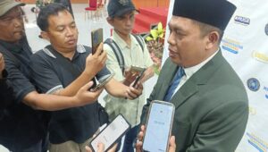 Dr. Warsito Resmi Jabat Rektor UMT 2025-2029