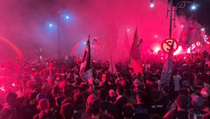 HUT ke-73 Persita, Persita Fans Gelar Ikrar Setia di Jembatan Kaca Tangerang