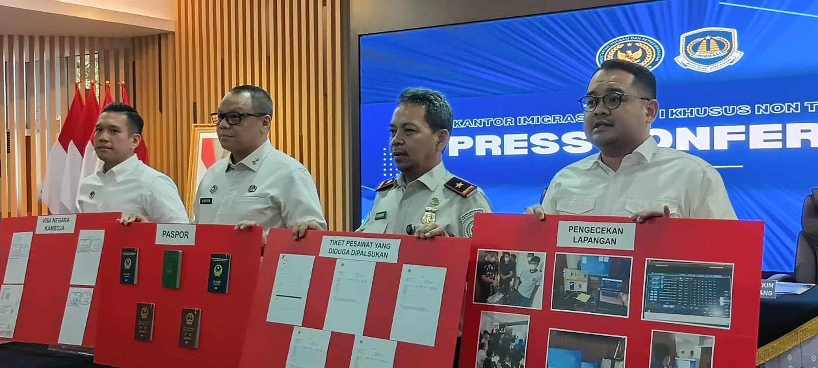 Lima WNA Diamankan Imigrasi Tangerang, Diduga Terlibat Judi Online Internasional