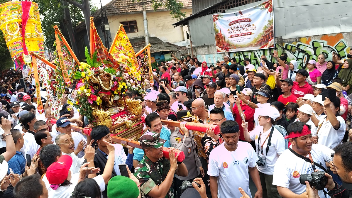 Ribuan Warga Padati Kirab Budaya Peringati HUT ke-43 Vihara Dhamma Budhi Bhakti