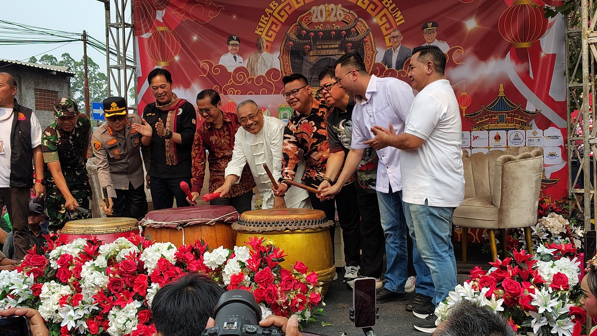 Ribuan Warga Padati Kirab Budaya Peringati HUT ke-43 Vihara Dhamma Budhi Bhakti