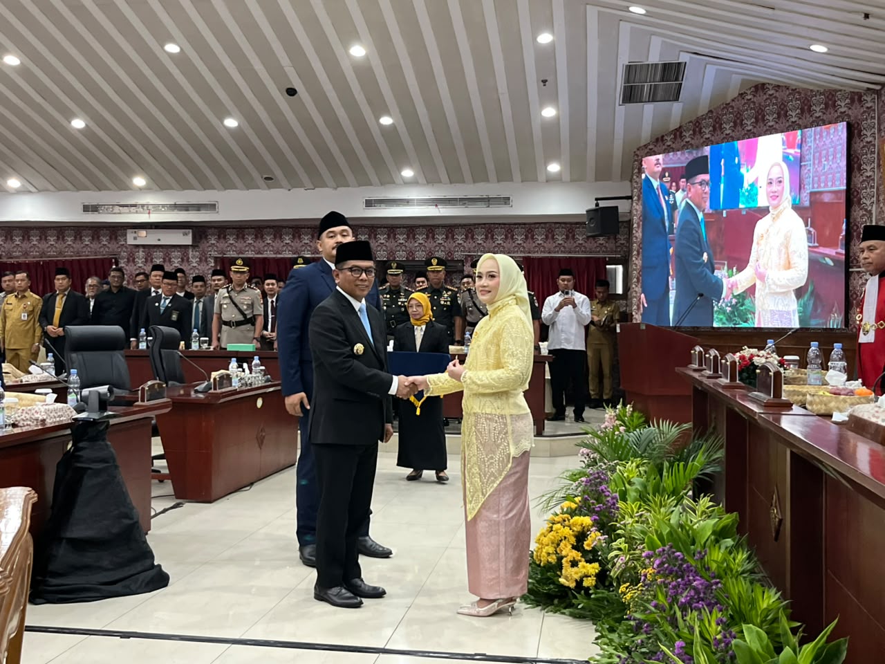 Saiful Milah Resmi Pimpin DPRD Kota Tangerang, Diana Rosiyana Dilantik Jadi Anggota PAW