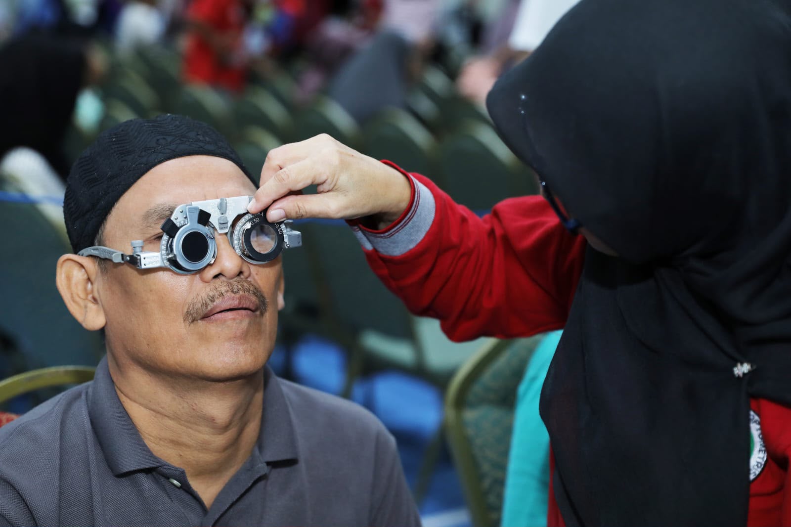 JEC dan Syafana Gelar Pemeriksaan Mata Gratis, Sasar Ratusan Peserta di Tangerang