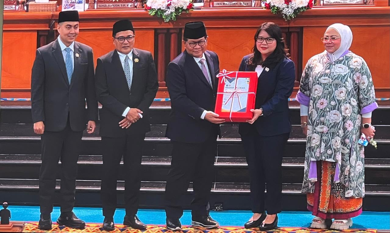Rapat dipimpin Wakil Ketua DPRD DKI Jakarta, Ima Mahdiah, dan dihadiri Gubernur DKI Jakarta, Pramono Anung. Pembentukan Dana Cadangan Daerah menjadi salah satu agenda yang dibahas untuk memperkuat fondasi pembiayaan pembangunan Jakarta dalam jangka panjang.